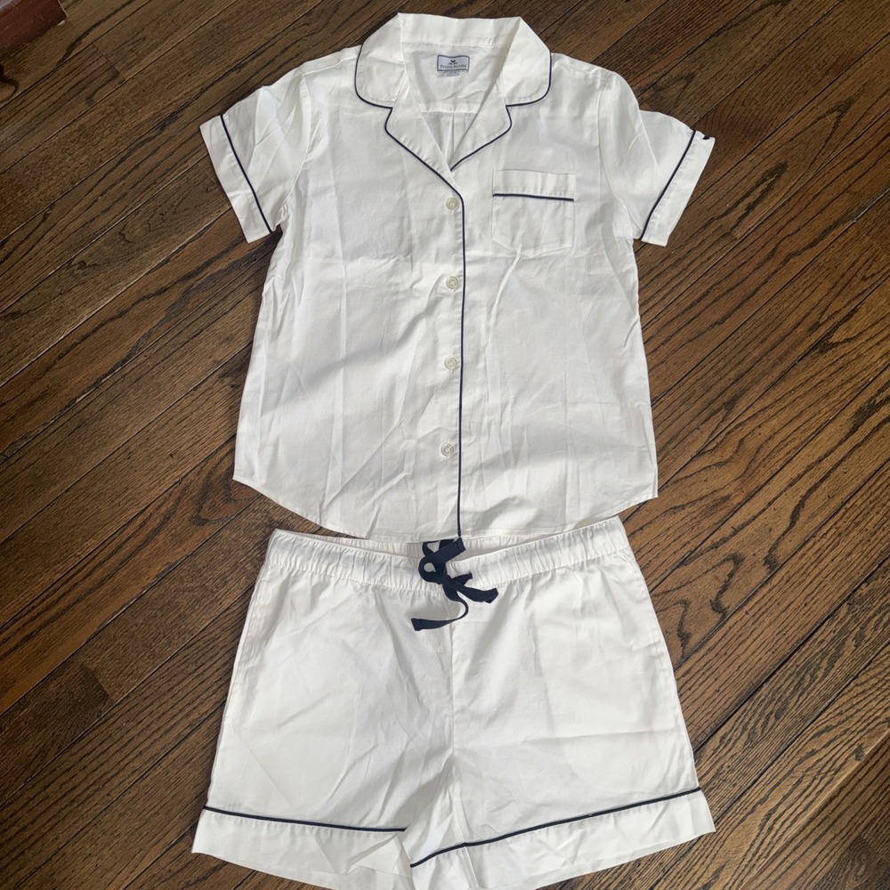 Petite Plume Women's White With Blue Piping Shorts Pajama Set Small Cotton 4.5"